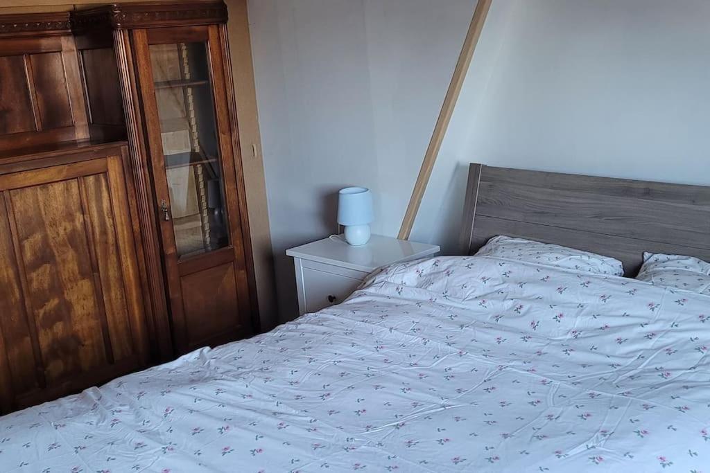 Hébergement de vacances Family House, Free Parking, 15min. Walk To City *